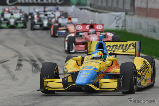 途中まで快走を見せたコンウェイだったが、連勝は成らず(レース2は3位)。写真:IndyCar