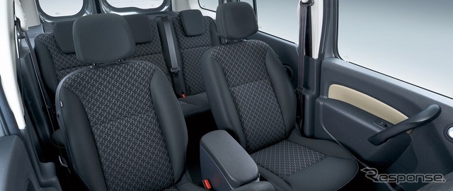 ルノー・カングーの限定車「オーセンティック」