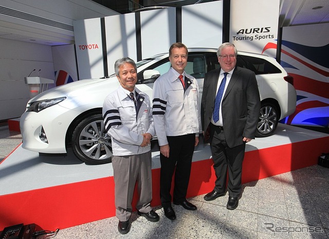 英国工場で生産が開始されたトヨタ オーリス ツーリング スポーツ