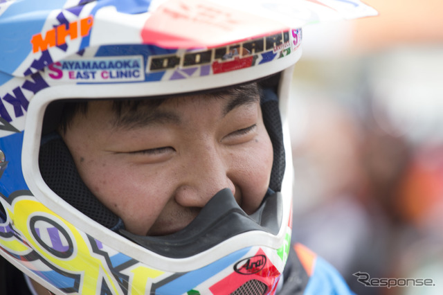 笑顔が信条、ついに初優勝を飾る