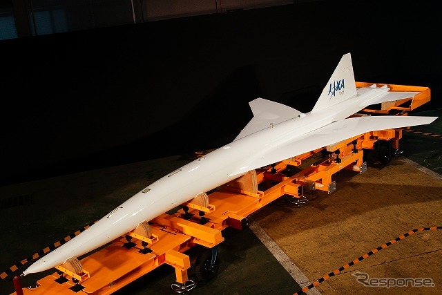 宇宙航空研究開発機構(JAXA)が超音速機のソニックブーム低減実験「D-SENDプロジェクト」で使用する試験用の機体、S3CM(S-cube Concept Mogel)