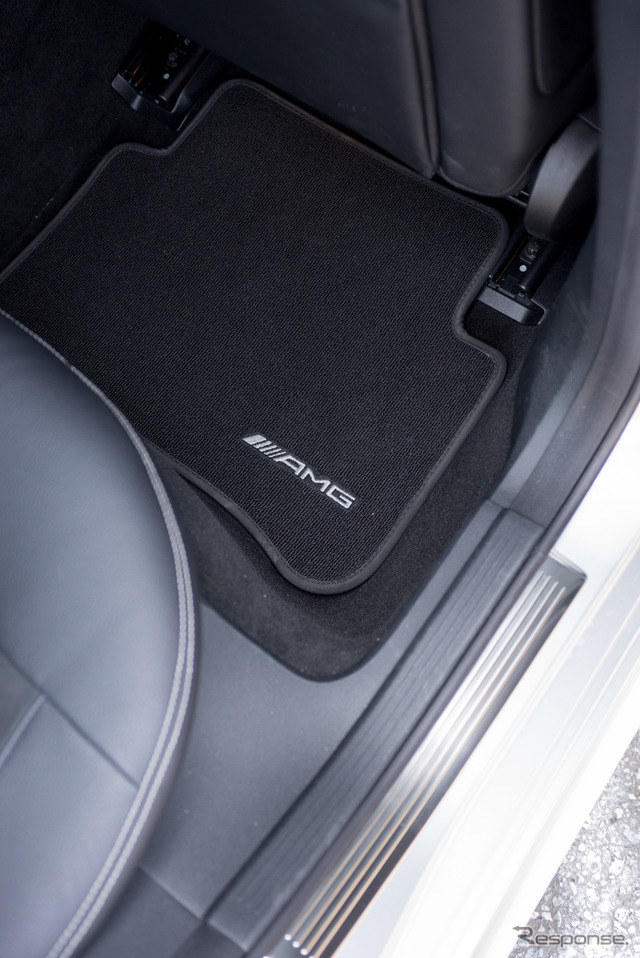 メルセデスベンツ・E 250 AVANTGARDE、内装