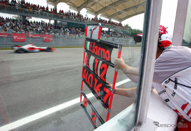 【F1マレーシアGP】決勝…アロンソ優勝、ルノー強い
