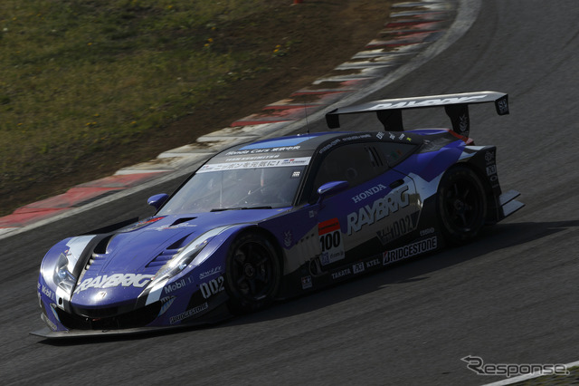 現在GT500クラスのポイント首位、RAYBRIG HSVはセパン戦の予選で5位。写真:Honda(第2戦にて)