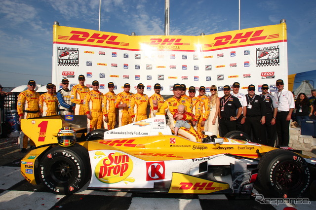 優勝はライアン・ハンターレイ。写真:IndyCar