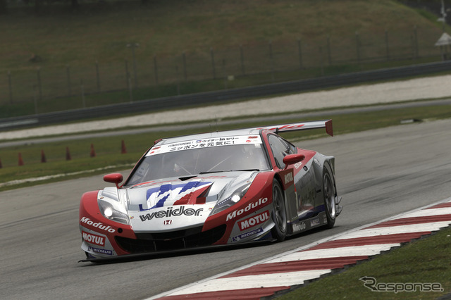 最終結果は4位も、光る走りを見せた#18 ウイダー モデューロ HSV-010。写真:Honda