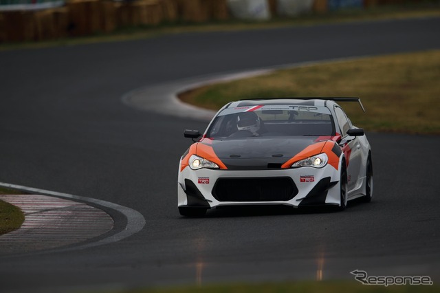 トヨタ GT86 TRDグリフォンプロジェクト
