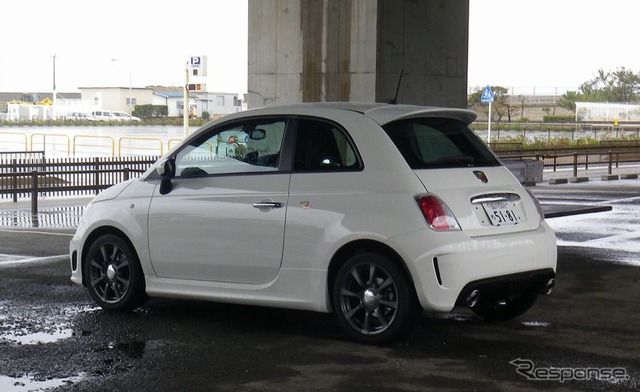 アバルト500