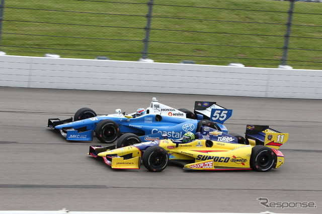 トニー・カナーン(手前)は3位に入った。写真:IndyCar