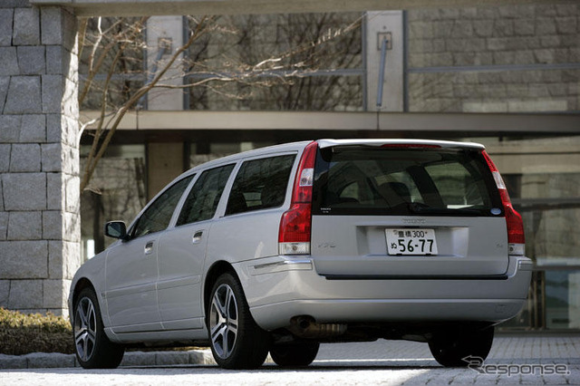 【ボルボ V70ダイナミックエディション詳報】 クールに仕上げたボルボの限定車