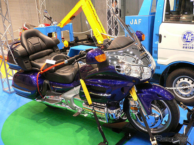 【東京モーターサイクルショー05】JAFもタンデム解禁を当て込む?