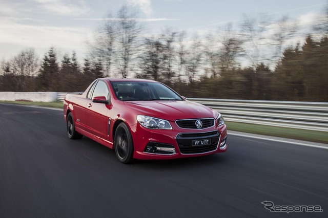 新型ホールデン VF SS VレッドラインUte