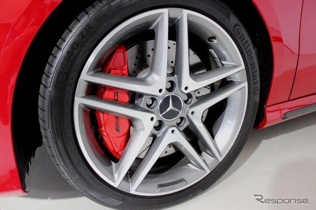 メルセデスベンツ・A 45 AMG 4MATIC