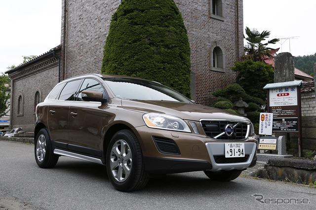 VOLVO XC60 T5