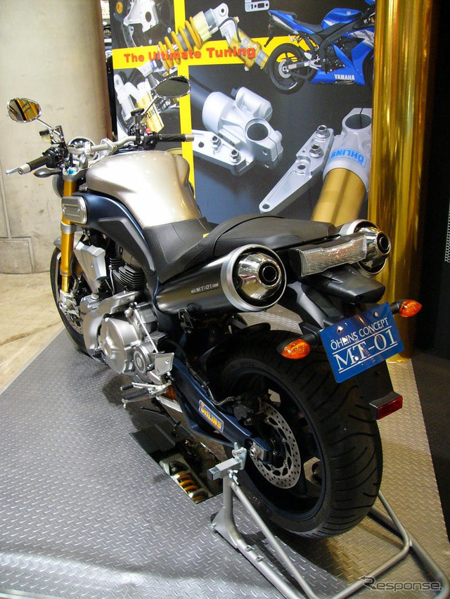【東京モーターサイクルショー05】写真蔵…ヤマハMT01 カスタムが登場