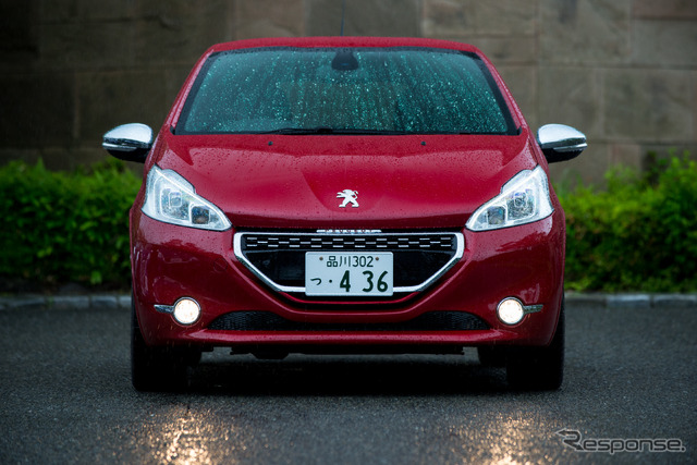 プジョー 208 GTi