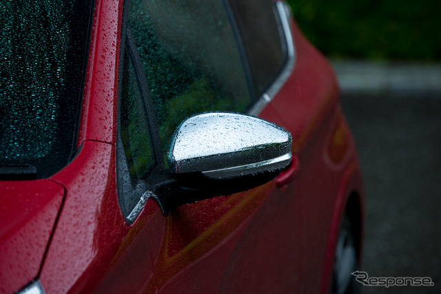 プジョー 208 GTi