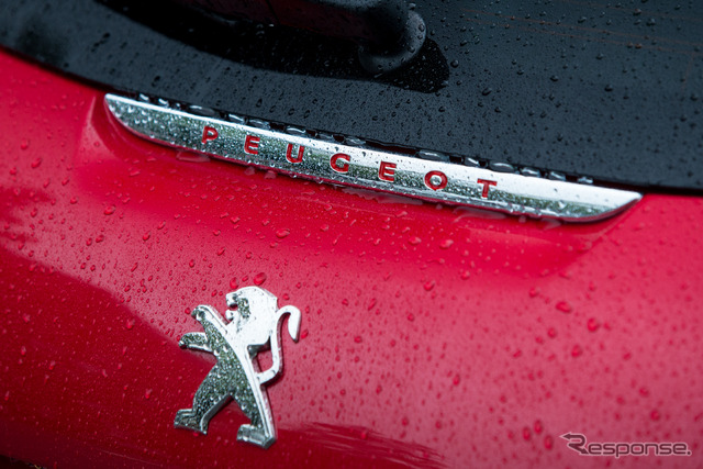 プジョー 208 GTi