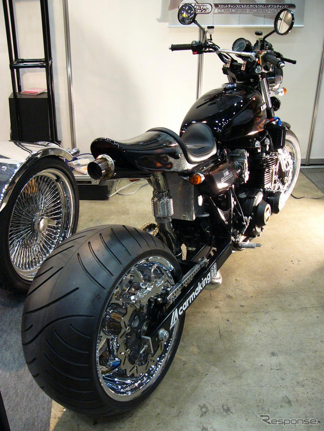 【東京モーターサイクルショー05】男カワサキ空冷四発…写真蔵