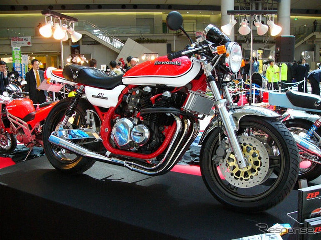 【東京モーターサイクルショー05】男カワサキ空冷四発…写真蔵