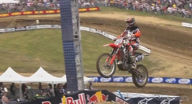 タッカー・ヒバートがモトクロスに参戦(動画キャプチャ)
