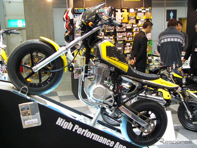 【東京モーターサイクルショー05】ホンダの定番、モンキー と XR …写真蔵