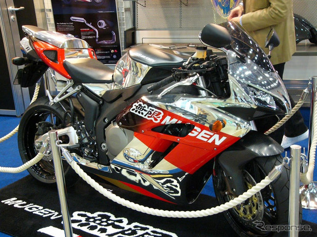 【東京モーターサイクルショー05】ホンダの定番、モンキー と XR …写真蔵