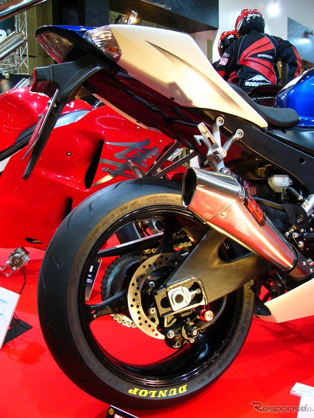 【東京モーターサイクルショー05】業界を牽引、ヨシムラ…写真蔵