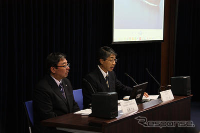 模擬の記者会見も実施