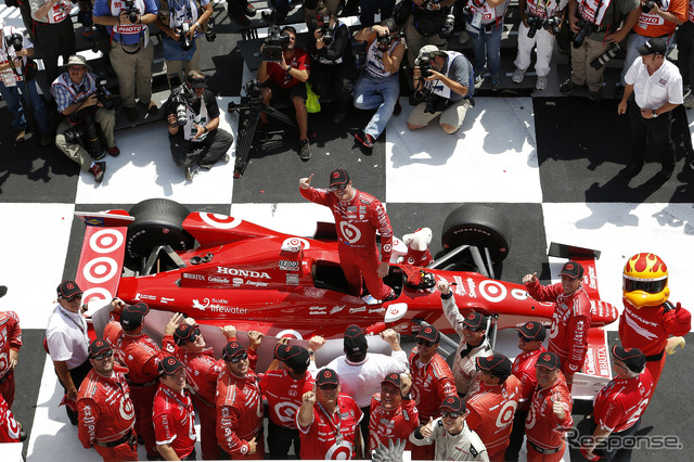 優勝はスコット・ディクソン、今季初勝利。写真:Honda