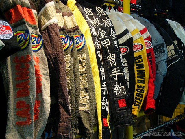 【東京モーターサイクルショー05】写真蔵…高速二人乗り、バイクナビ、ガンダムメット