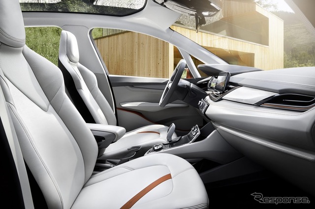 BMW コンセプト アクティブ ツアラー アウトドア
