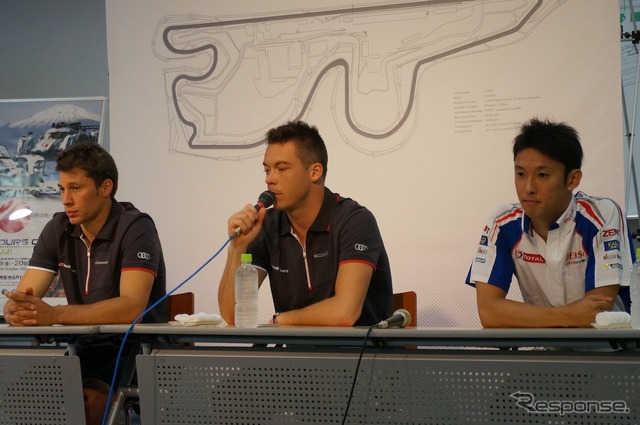 左からデュバル選手、ロッテラー選手、中嶋選手(スーパーフォーミュラ 第3戦)
