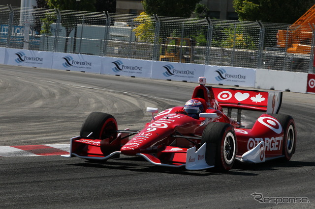 連勝を決めたスコット・ディクソン。写真：IndyCar