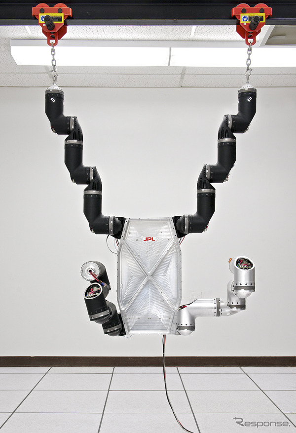 開発中のJPL災害救援ロボットRoboSimian
