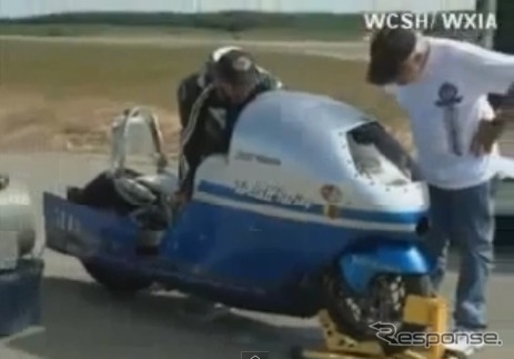 ビル・ワーナーのバイク事故(動画キャプチャ)