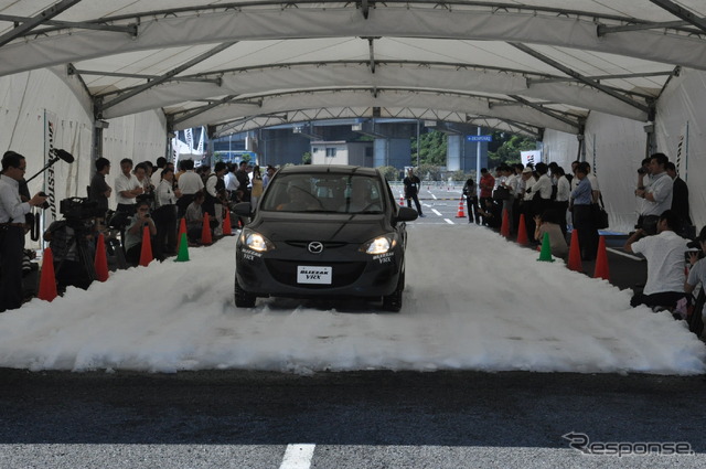 ブリヂストン ブリザック VRX 雪上試乗会