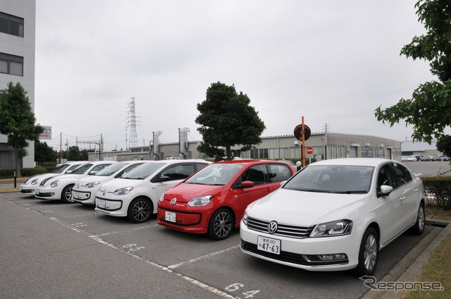 VW パサートとup!
