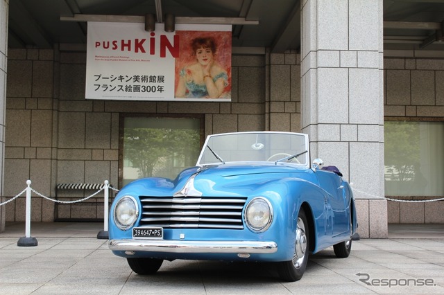 クラスC(1946年~1960年)優勝:フィアット1100スパイダースタビリメンティファリーナ