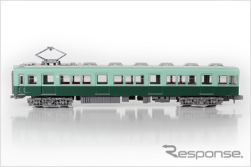 「鉄道コレクション」の南海7000系。非冷房時代の姿を再現した。塗装も緑の濃淡2色の旧塗装を採用している。