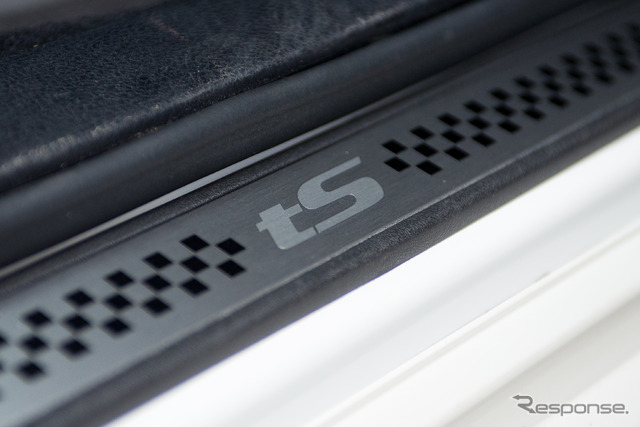 WRX STI tS タイプRA(NBR チャレンジ パッケージ・レカロ)