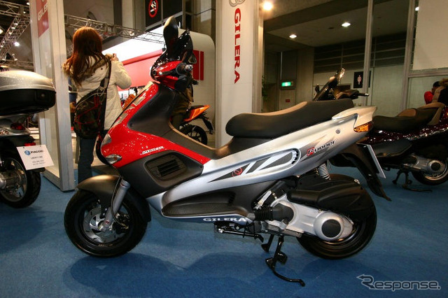 【東京モーターサイクルショー05】ラテンロケット…ピアジオ・ジレラ写真蔵