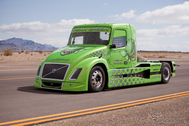 ボルボのハイブリッドトラック、MEAN GREEN