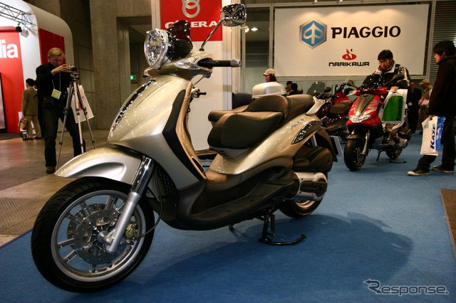 【東京モーターサイクルショー05】ラテンロケット…ピアジオ・ジレラ写真蔵