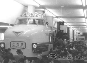 開館当日(1962年1月21日)の館内の様子。この日の入館者は8000人を超したという。