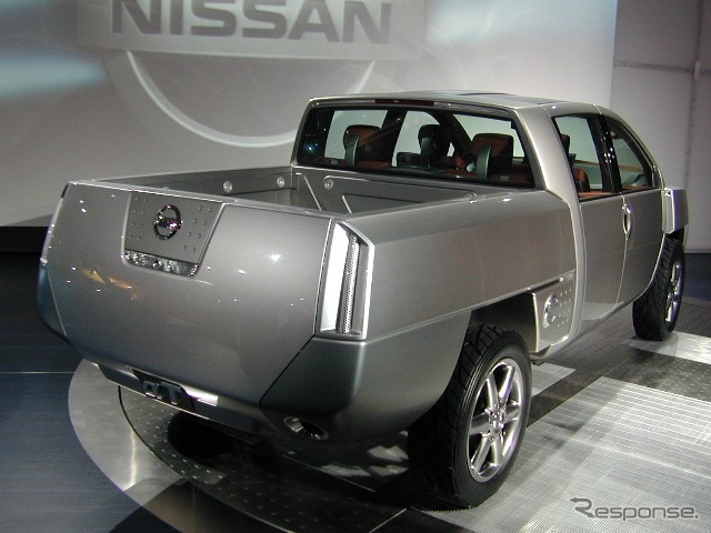 【デトロイト・ショー2001速報】『aT』コンセプト---日産の反攻は強力