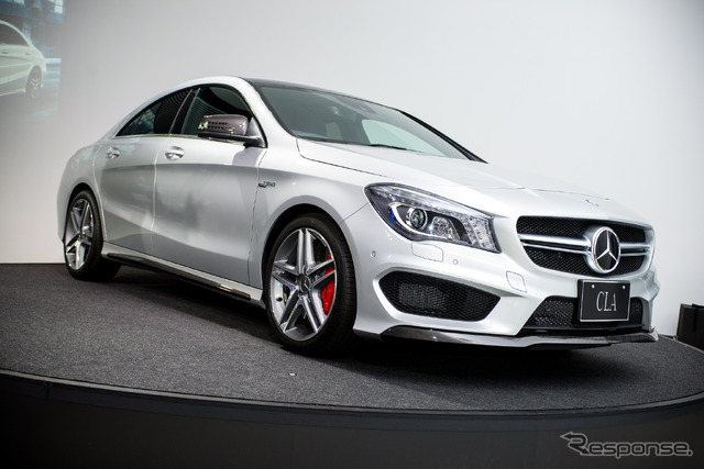 メルセデス・ベンツ CLA A 45 AMG 4MATIC