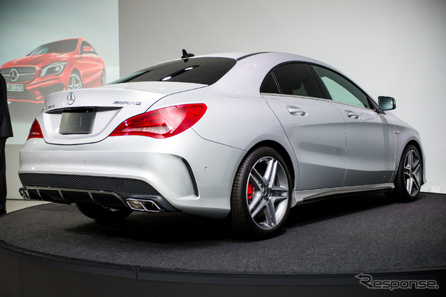 メルセデス・ベンツ CLA A 45 AMG 4MATIC