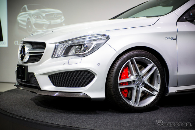 メルセデス・ベンツ CLA A 45 AMG 4MATIC