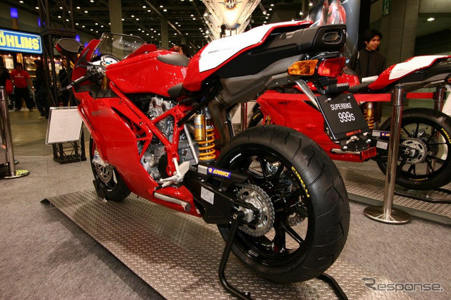 【東京モーターサイクルショー05】ドゥカティ 写真蔵…イタリアンレッド